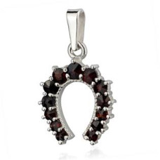 Stříbrný přívěsek podkova - granát