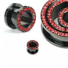 Černý ocelový tunel s červenými kamínky