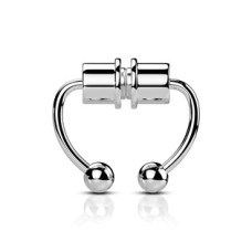 Falešný septum piercing do nosu