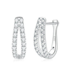 Stříbrné náušnice s moissanity