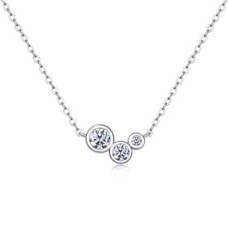 Stříbrný náhrdelník s MOISSANITY