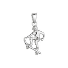 Stříbrný přívěsek skateboardista