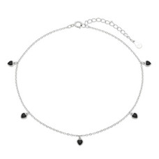 Stříbrný náramek na nohu s černými srdíčky