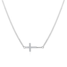 Stříbrný náhrdelník křížek