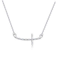 Stříbrný náhrdelník kříž se zirkony