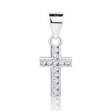 Drobný stříbrný přívěšek křížek