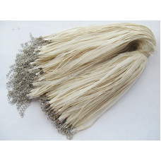 Smetanová šňůrka na krk z organzy